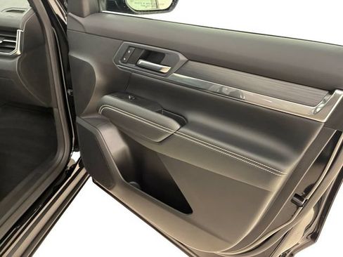 Certified 2025 GMC Terrain Elevation w/ Elevation Premium Package AWD/4WD image 15