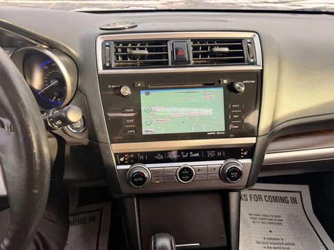Used 2017 Subaru Outback 3.6R Touring w/ Popular Package #5A image 20