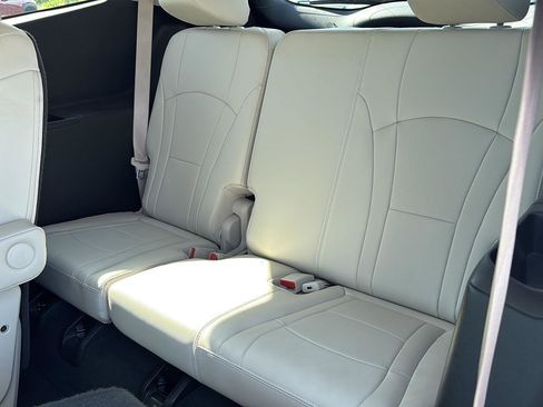 Used 2023 Buick Enclave Essence w/ Trailering Package, 5000 lbs. AWD/4WD image 18
