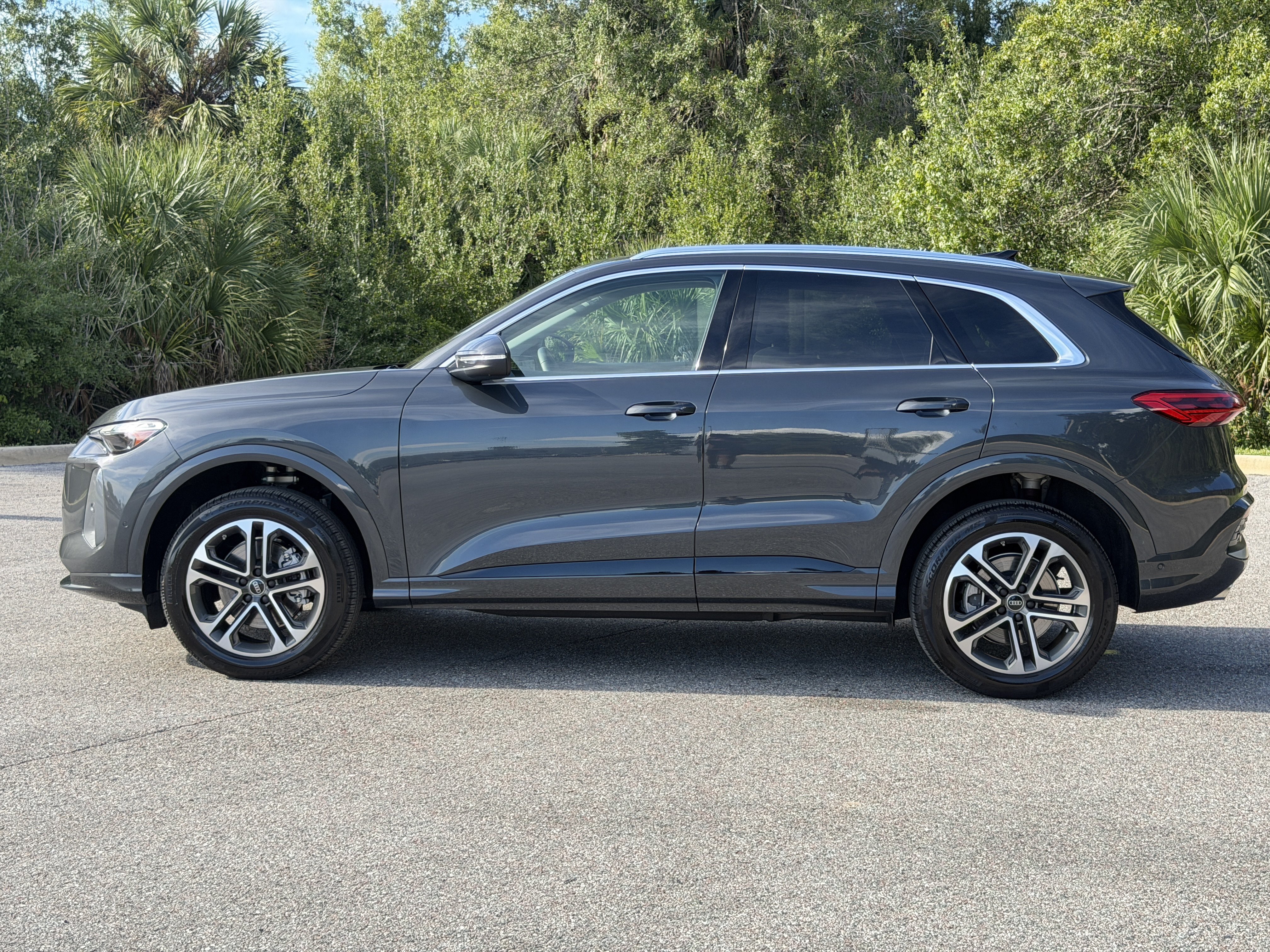 Certified 2026 Audi Q5 Premium AWD/4WD image 4
