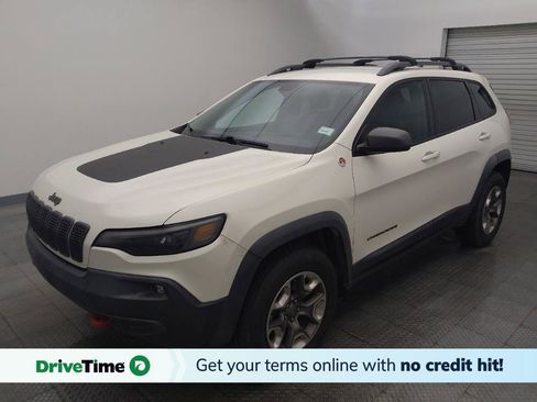 Used 2019 Jeep Cherokee Trailhawk AWD/4WD image 1
