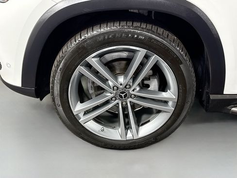 Used 2020 Mercedes-Benz GLE 350 w/ 3rd Row Seat Package image 38