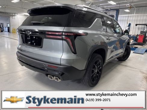 New 2026 Chevrolet Traverse LT image 13