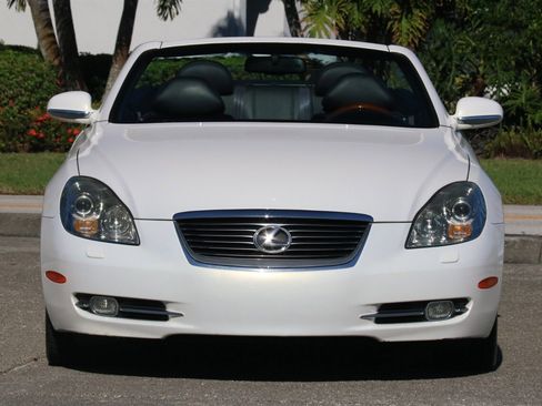 Used 2006 Lexus SC 430 Convertible image 8