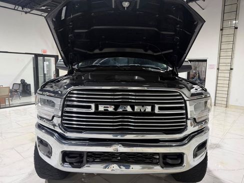Used 2022 RAM 2500 Laramie AWD/4WD image 4