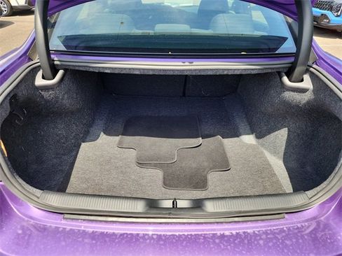 Used 2023 Dodge Charger Scat Pack w/ Technology Group image 8
