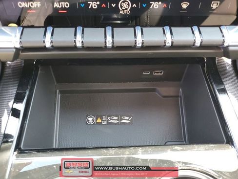 New 2026 GMC Yukon Elevation w/ LPO, Floor Liner Package image 33