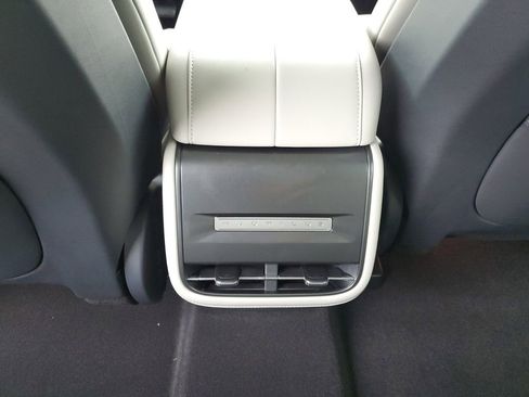 New 2026 Lincoln Nautilus Premier AWD/4WD image 13