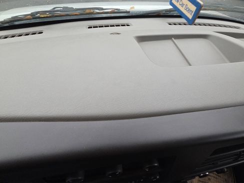 Used 2017 Chevrolet Express 3500 LT w/ LT Preferred Equipment Group image 9