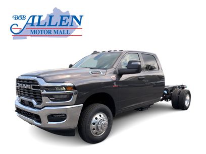 New 2025 RAM 3500 Tradesman w/ Chrome Appearance Group