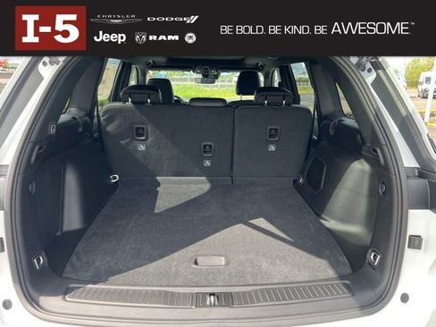 New 2025 Jeep Grand Cherokee Limited 4xe image 7