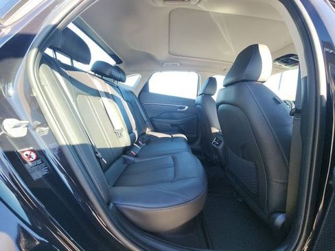 Used 2023 Hyundai Sonata Limited w/ Cargo Package FWD image 14