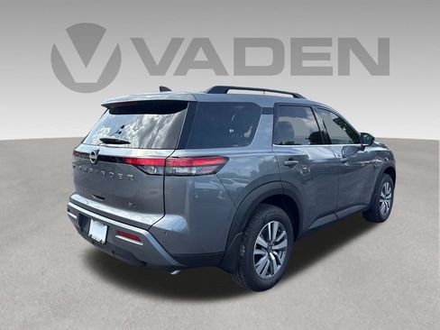 New 2026 Nissan Pathfinder SL FWD image 23
