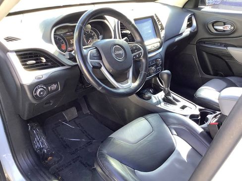 Used 2014 Jeep Cherokee Limited w/ Technology Group AWD/4WD image 27
