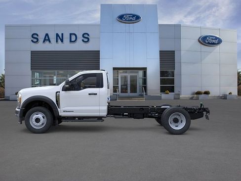 New 2026 Ford F550 4x4 Regular Cab Super Duty image 3