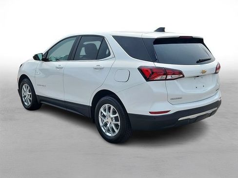 Used 2024 Chevrolet Equinox LT AWD/4WD image 4