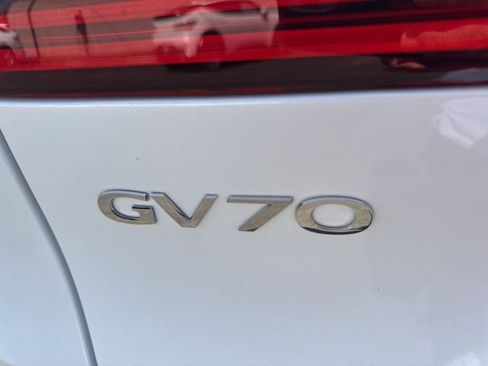 New 2026 Genesis Electrified GV70 image 10