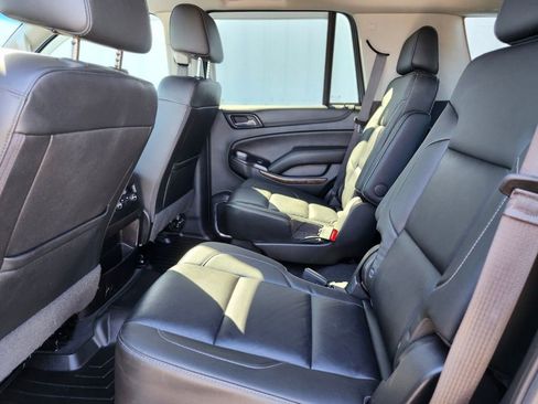 Used 2019 Chevrolet Tahoe LT image 14