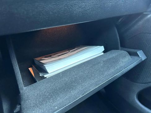 Used 2023 Dodge Durango SXT image 29