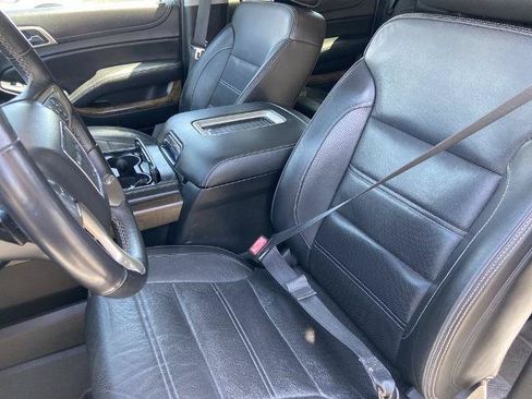 Used 2018 GMC Yukon XL Denali RWD image 15