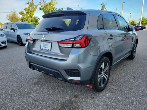 Used 2021 Mitsubishi Outlander Sport SE FWD image 6