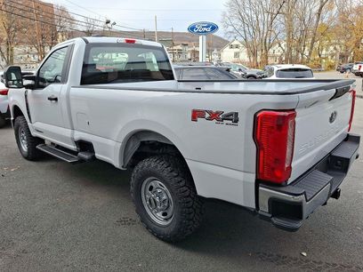 New 2026 Ford F350 XL w/ XL Off-Road Package