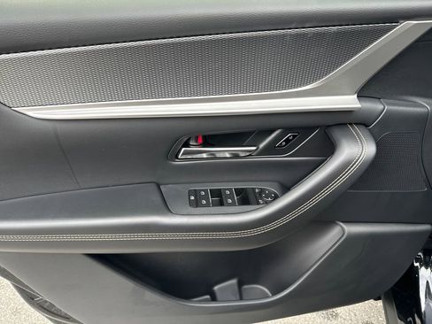 New 2025 MAZDA CX-90 3.3 Turbo w/ Preferred Package image 12