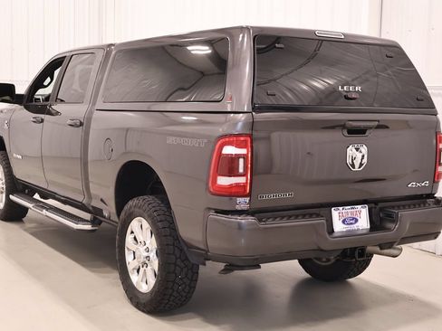 Used 2022 RAM 2500 Big Horn w/ Level C Equiment Group AWD/4WD image 8