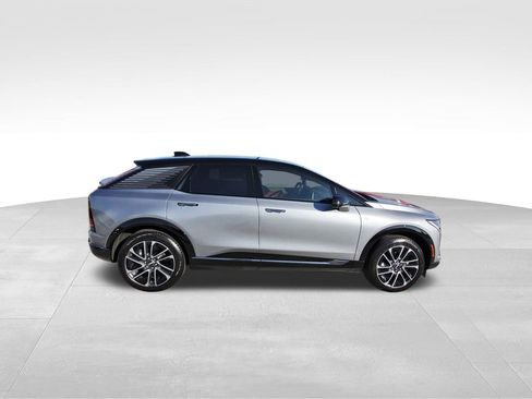 New 2026 Cadillac Optiq Sport 2 image 5