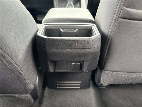 Certified 2025 Toyota Tacoma SR5 AWD/4WD image 22
