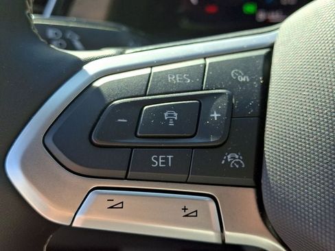 Used 2026 Volkswagen Atlas SE AWD/4WD image 21