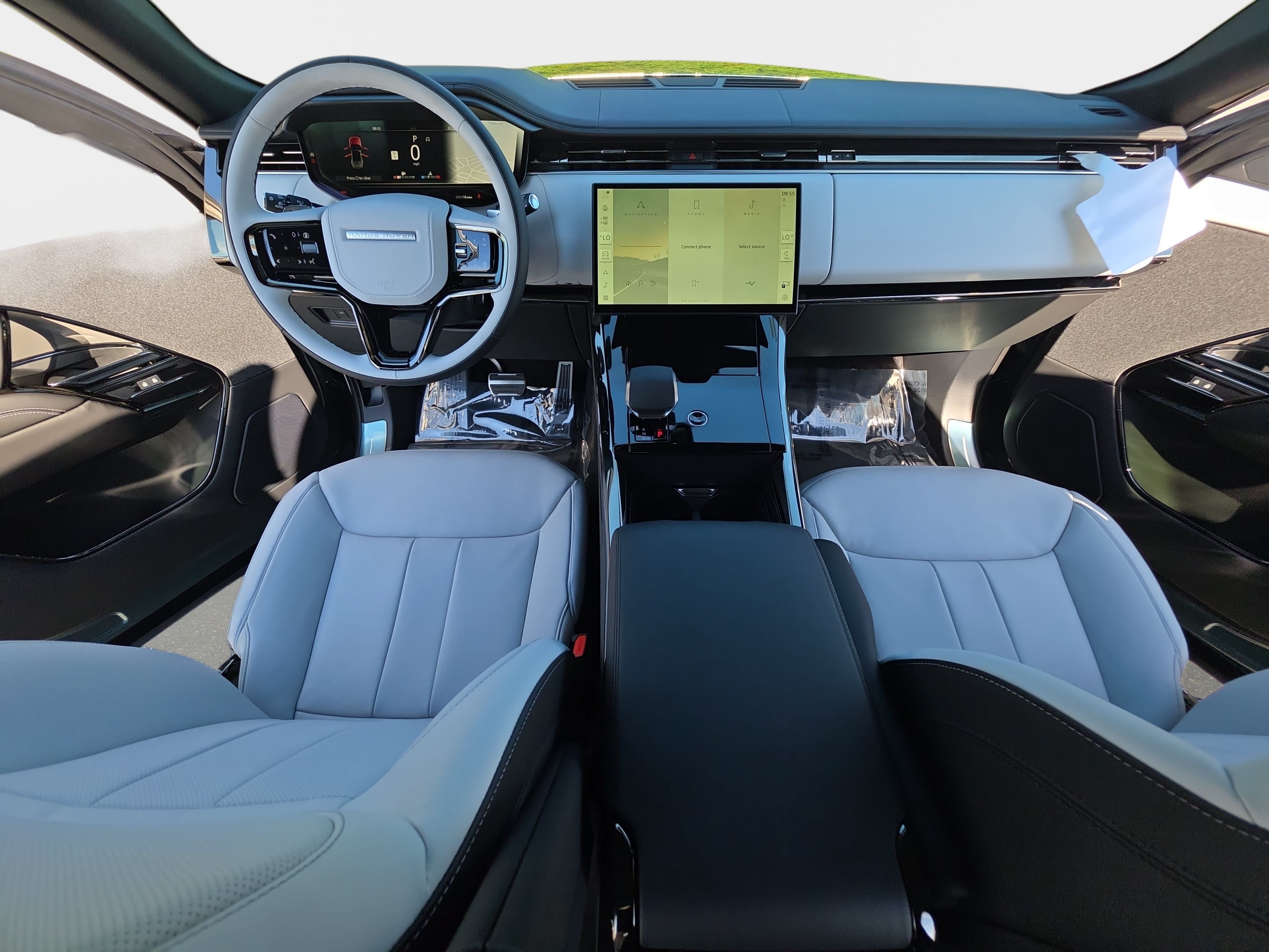 New 2027 Land Rover Range Rover Sport Dynamic SE AWD/4WD image 9