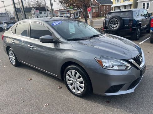 Used 2016 Nissan Sentra S image 8