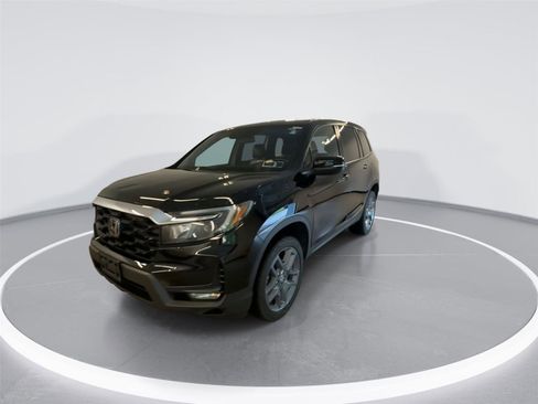 Used 2023 Honda Passport EX-L image 3