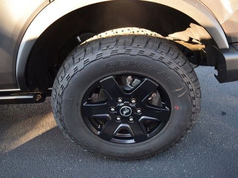 New 2025 Ford Bronco Big Bend w/ Black Diamond Package image 4