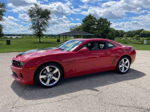 Used 2010 Chevrolet Camaro SS w/ LPO, Ground Effects Package RWD image 72