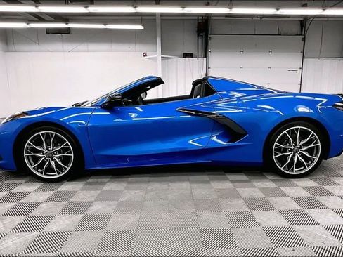 Used 2025 Chevrolet Corvette Stingray Preferred Conv image 15