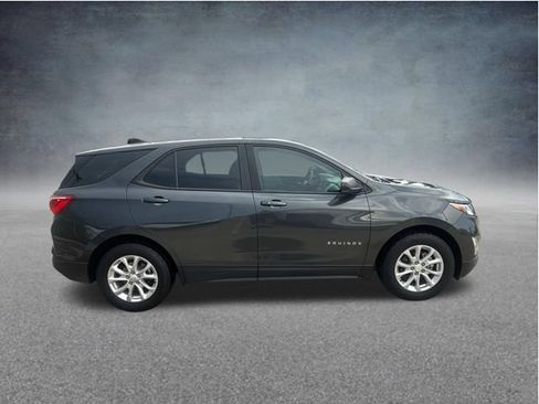 Used 2021 Chevrolet Equinox LS FWD image 11