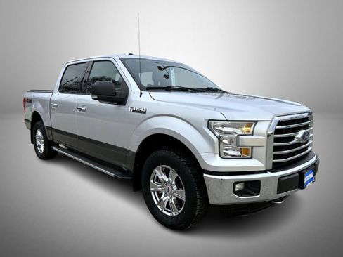 Used 2015 Ford F150 XLT w/ Equipment Group 302A Luxury image 3