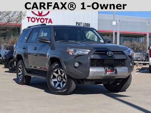 Used 2024 Toyota 4Runner TRD Off-Road Premium image 2