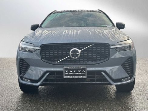 Certified 2023 Volvo XC60 B5 Plus w/ Climate Package image 8