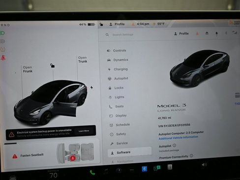 Used 2018 Tesla Model 3 Long Range image 14