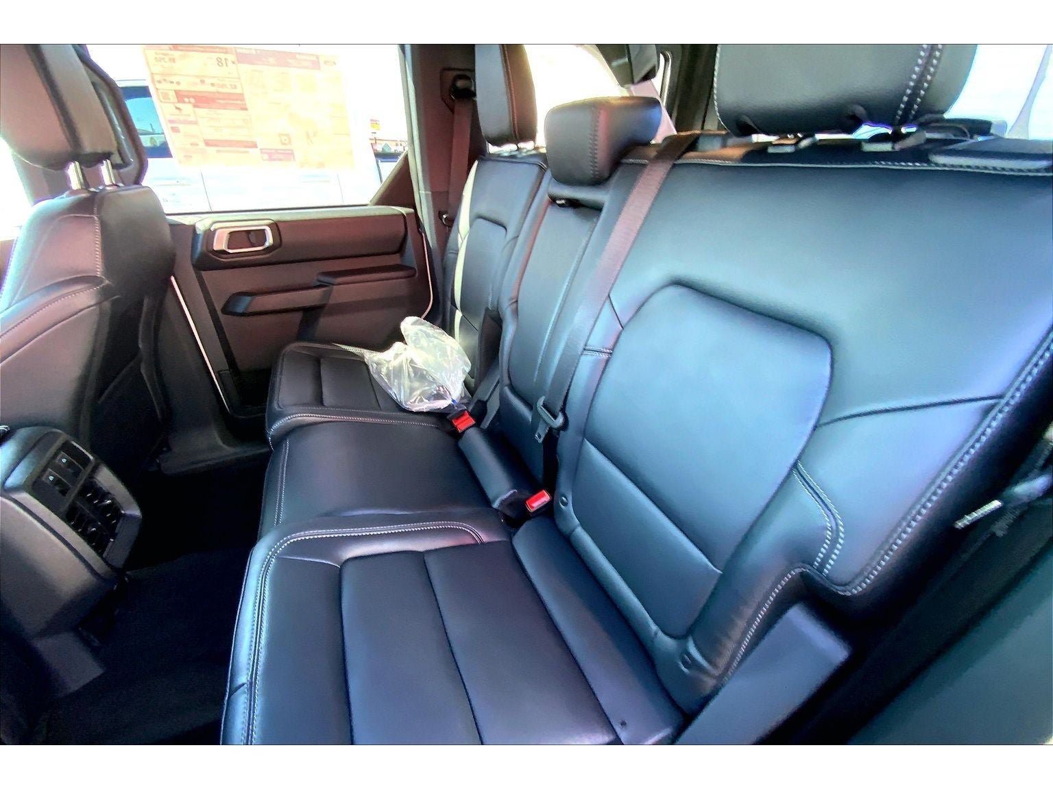 New 2026 Ford Bronco Outer Banks w/ Sasquatch Package AWD/4WD image 25