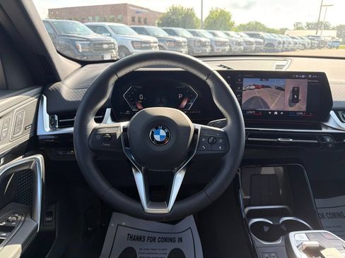 Used 2026 BMW X2 xDrive28i AWD/4WD image 14
