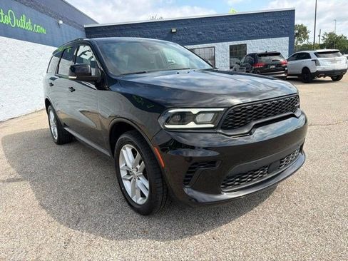 Used 2025 Dodge Durango GT AWD/4WD image 7