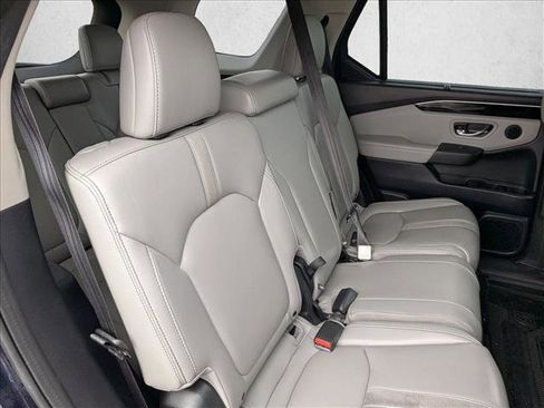 Used 2023 Honda Pilot Touring image 20