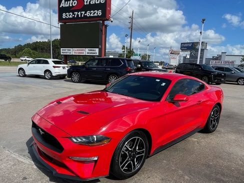 Used 2021 Ford Mustang Coupe w/ Equipment Group 101A RWD image 4