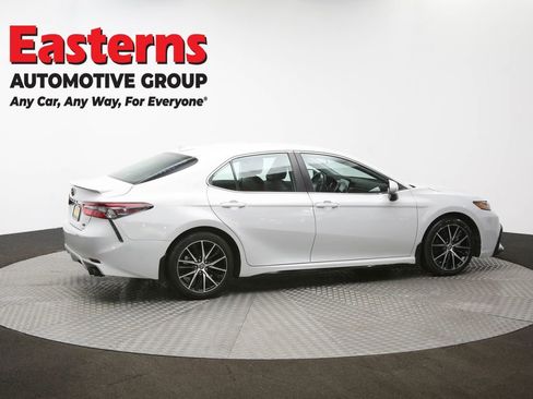 Used 2023 Toyota Camry SE image 42