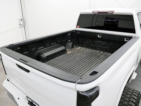 Used 2020 Chevrolet Silverado 2500 LT w/ All Star Edition image 34