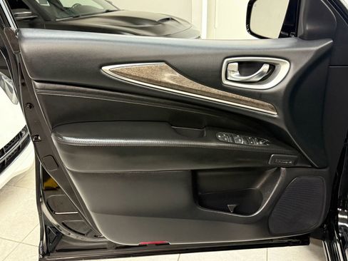 Used 2014 INFINITI QX60 AWD w/ Premium Plus Package image 16